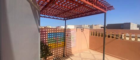 Classic-Zweibettzimmer, Buchtblick | Terrasse/Patio