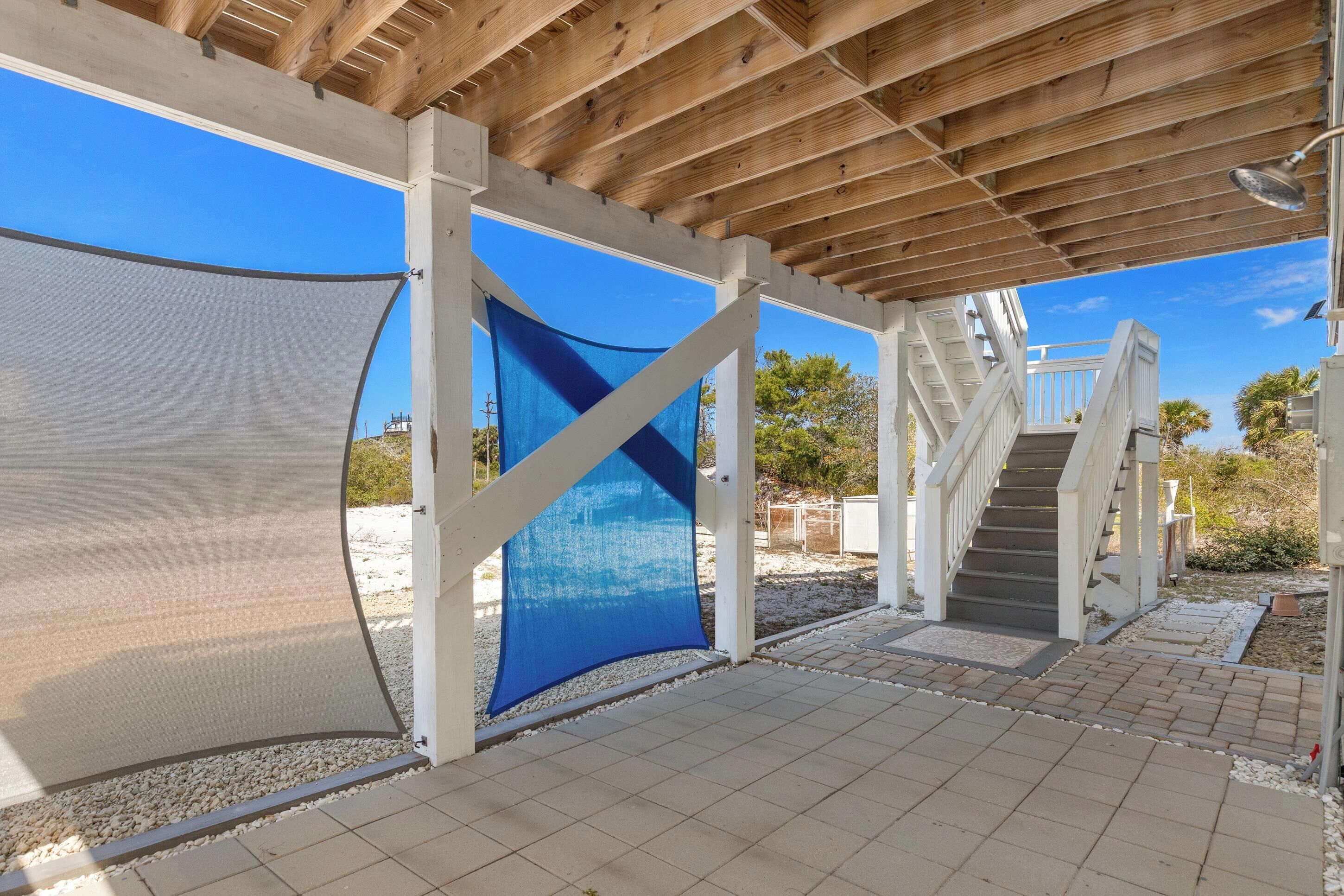 House | Terrace/patio