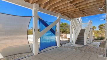 House | Terrace/patio