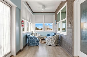 House | Living area | 50-inch Smart TV with digital channels, Netflix, Hulu