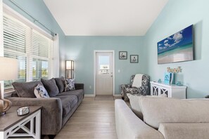 House | Living area - Beach House - Salty Dolphin (Port St. Joe)