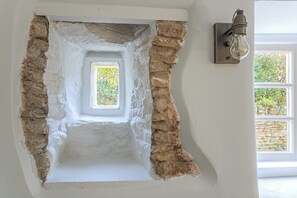 Interior - Charming character cottage in Colerne (Colerne)