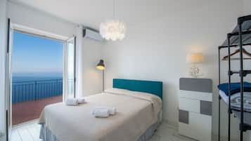 Appartamento, vista mare | Vista dalla camera