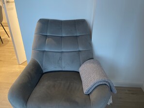Interior - Cosy Dartford Apartment With City Views (Dartford)