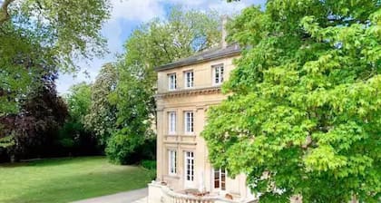 Le Château de Chambois ✦ Confidential ✦ Families ✦ Seminars