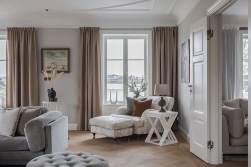 Villa Strandliv invites you to experience an extraordinary stay in a one-of-a-kind residence.