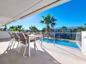 Outdoor dining - Penthouse apartment with private roof terrace (Mar de Cristal)