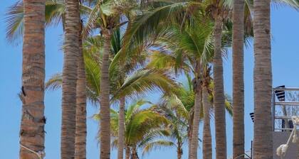 CHRISTMAS IN CABO! 2-bedroom suite at the Garza Blanca Resort Dec. 19-26.