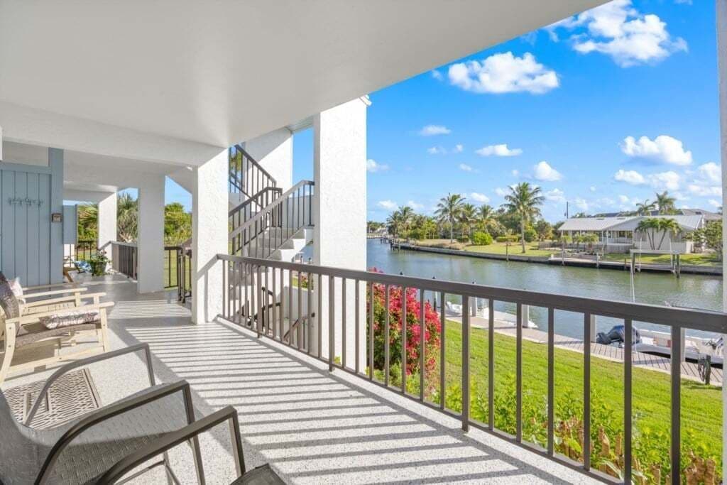 Condo, 2 Bedrooms | Property grounds