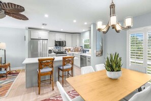 Condo, 2 Bedrooms | Dining - Seashells Unit 06 2 Bedroom Condo (Sanibel)