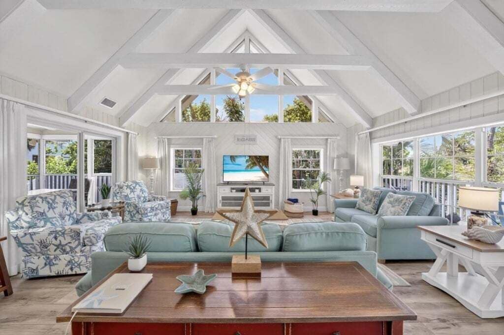 House, 4 Bedrooms | Living area