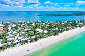 House, 4 Bedrooms | Beach - Bird Of Paradise 4 Bedroom Home (Captiva)