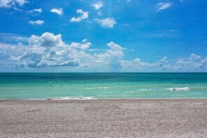 Appart'hôtel, 2 chambres | Plage