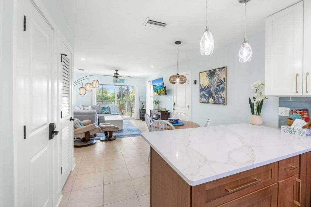 Condo, 2 Bedrooms | Interior