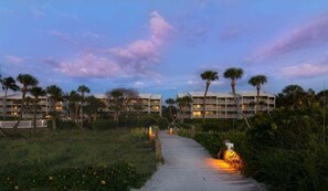 Condo, 2 Bedrooms | Property grounds - Beach Villas 2514 2 Bedroom Condo (Captiva)