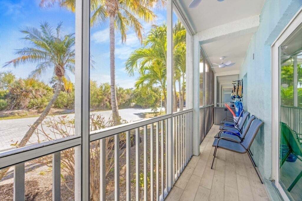 Condo, 2 Bedrooms | Property grounds