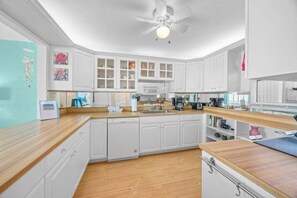 Condo, 2 Bedrooms | Private kitchen - Blind Pass Unit E206 2 Bedroom Condo (Sanibel)
