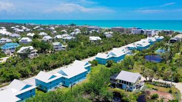 Condo, 2 Bedrooms | Exterior