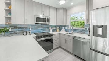 Condo, 2 habitaciones | Cocina privada