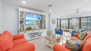 Condo, 2 phòng ngủ | Khu phòng khách