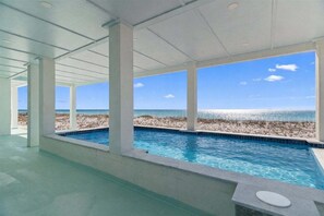 Casa, varias habitaciones | Piscina | Una piscina climatizada