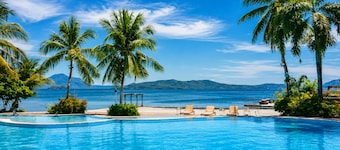 Lakeshore Villas at Club Balai Isabel
