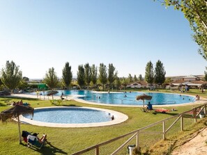 Pool - Bungalow with Terrace - Sleeps 2 (Humilladero)