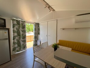 Dining - Mobile home in Marbella for 8 pers. (Marbella)
