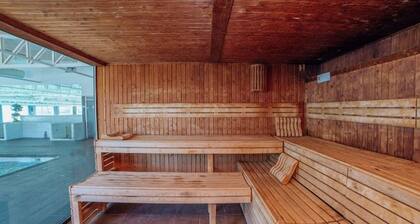 Charming Bungalow for 2 with Terrace