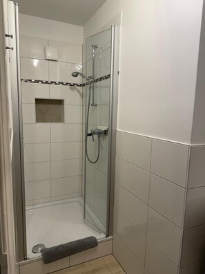 Dusche, Haartrockner