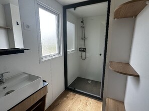 Bathroom - Mobile Home Marbella - Private Terrace (Marbella)