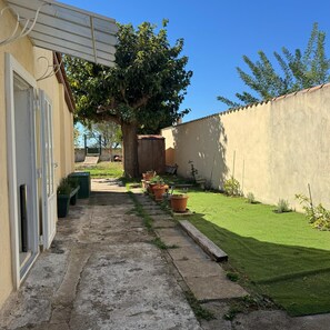 House | 2 bilik tidur 