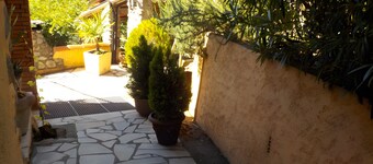 Holiday Home "Le Mas" with Mountain View, Wi-Fi, Air Conditioning