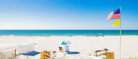 Una playa cerca