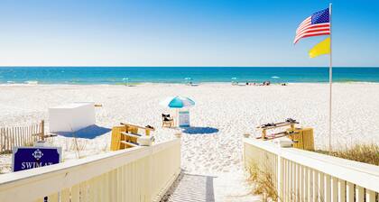 Legasea | Luxe Home, Pool, 302yds to Beach