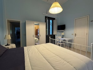 2 Schlafzimmer, Bügeleisen/Bügelbrett, Internetzugang, Bettwäsche