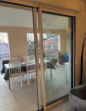 Interior - Beautiful apartment, large terrace in a lovely secure residence with swimming pool and lock-up garage. (Bormes-les-Mimosas)