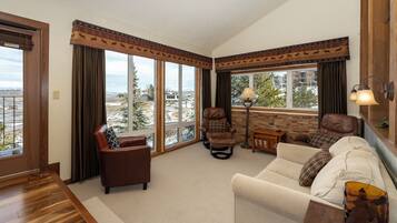 Téléviseur connecté, foyer