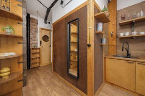 Interior - Loft Apartment in Warsaw | Close to Metro | Pet Friendly (Warszawa)