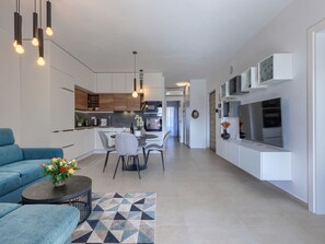 TV - Apartment Vesna by Interhome (Pula)