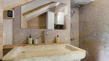Dusche, Haartrockner