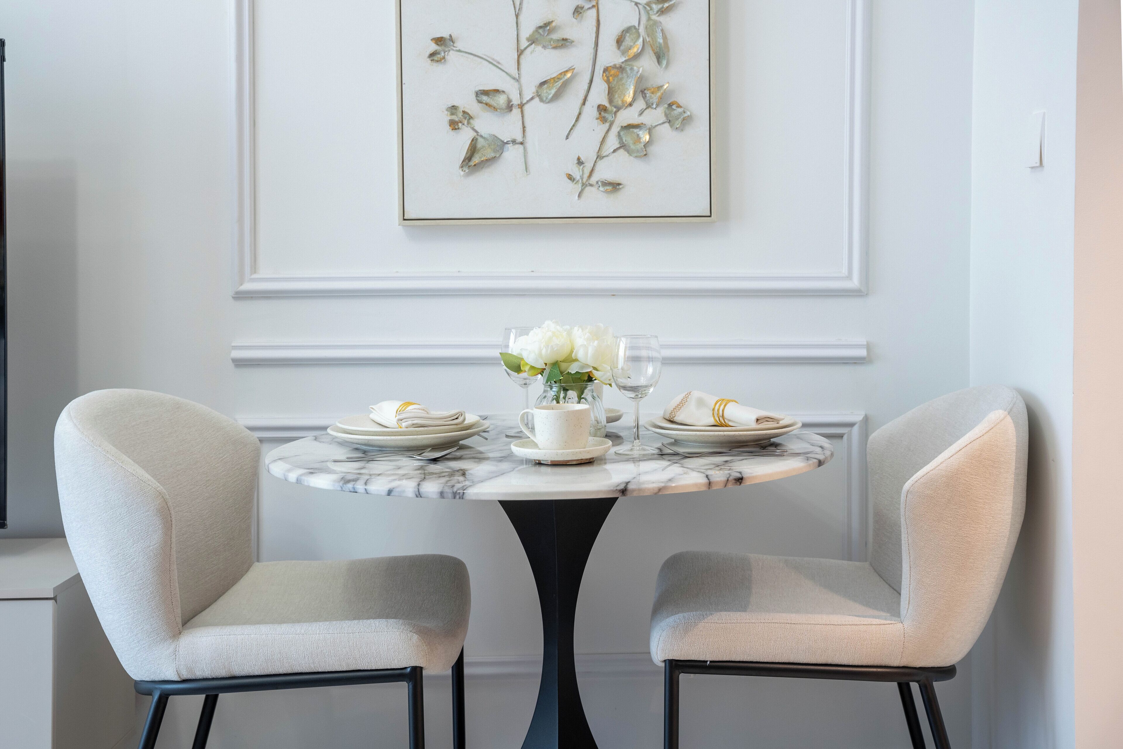 Deluxe Studio | Dining