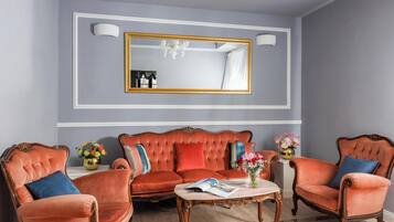 En 30-tommers Flatskjerm-TV med digitale kanaler