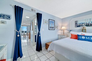 1 bedroom, iron/ironing board, free WiFi, bed sheets - 1BR/1B~sleeps 4~Boat Parking & Pool (Gulf Shores)
