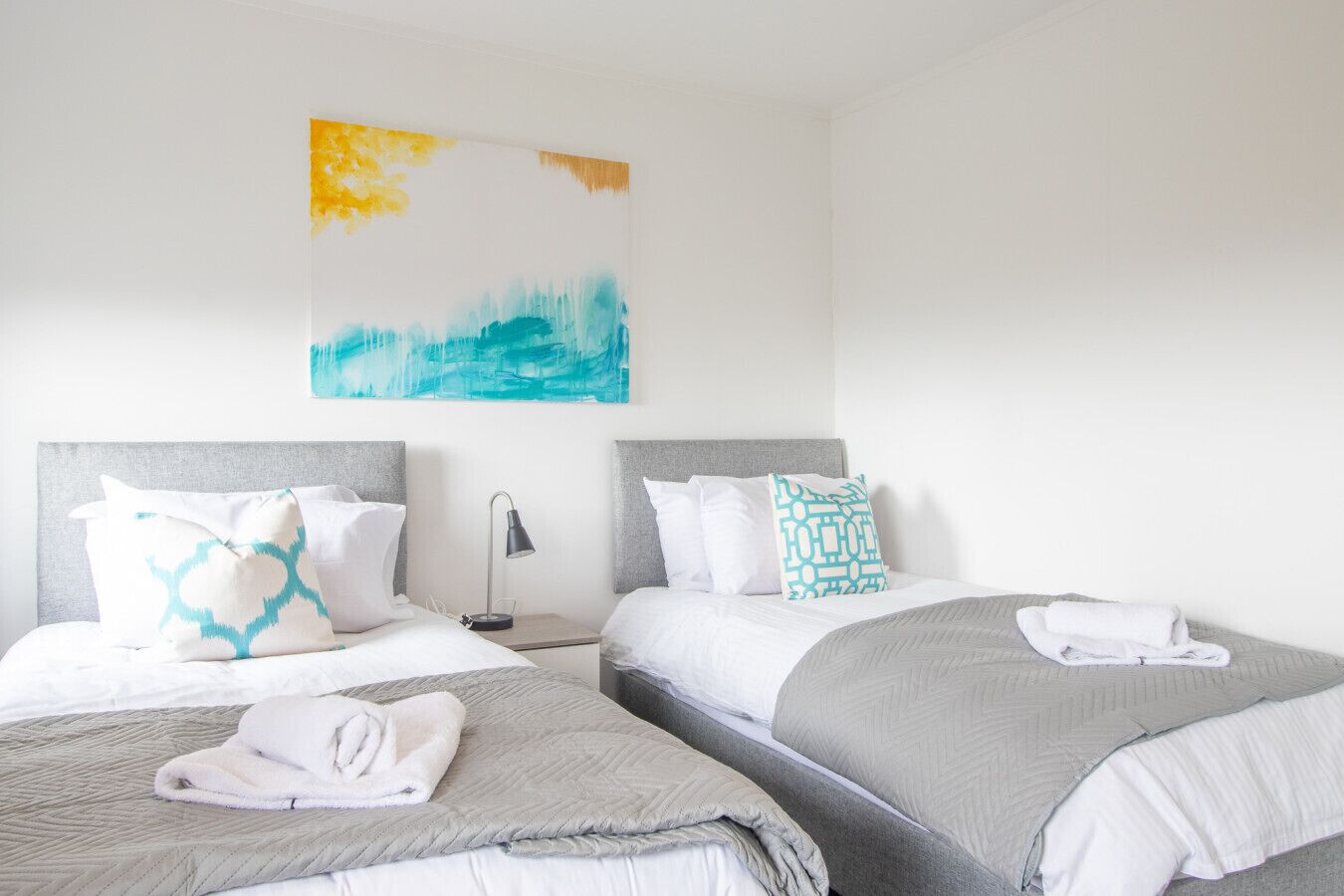 2 bedrooms, iron/ironing board, WiFi