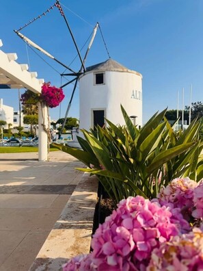 Property grounds - Windmill Hill Apartment (Albufeira)