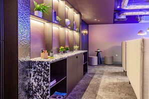 Lobby sitting area - Student Only Potterrow (Edinburgh)