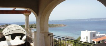 Penthouse mit Meerblick by Interhome