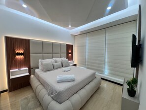 1 bedroom, iron/ironing board, internet, bed sheets