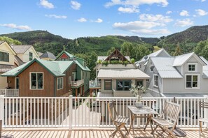 Outdoor dining - First Light | Luxury Condo In Telluride, Near Skiing, & Downtown (Telluride)